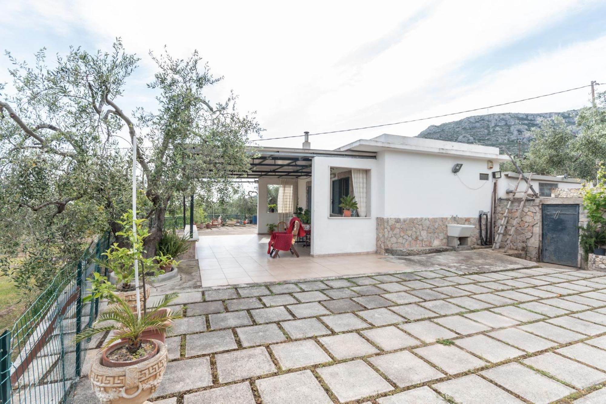 Macchia Verde Monte SantʼAngelo Екстериор снимка